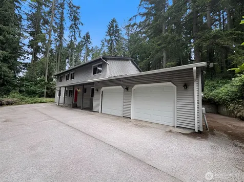 24404 SE Mirrormont Boulevard Issaquah WA 98027