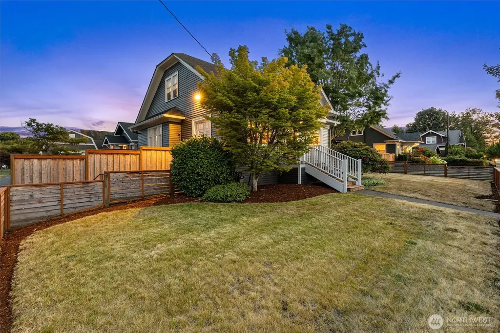 1920 16th Street Everett WA 98201