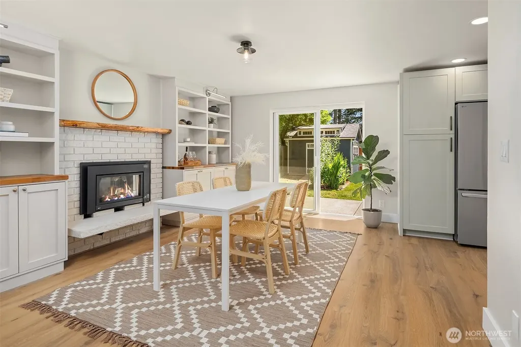 13403 SE 159th Place Renton WA 98058