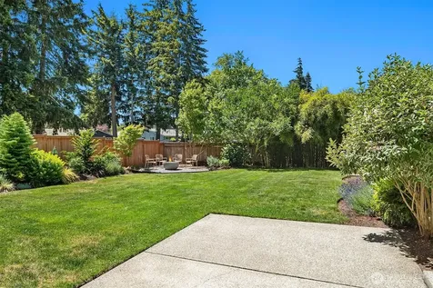 13403 SE 159th Place Renton WA 98058