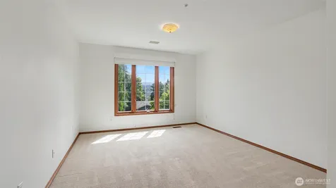 6163 93rd Avenue SE Mercer Island WA 98040