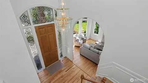 6163 93rd Avenue SE Mercer Island WA 98040