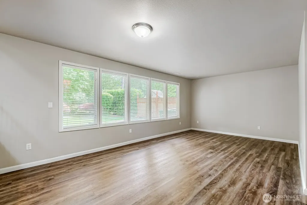 22206 SE 250th Street Maple Valley WA 98038