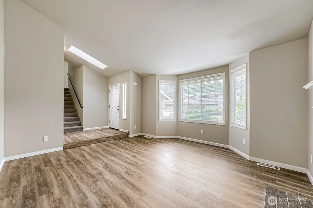 22206 SE 250th Street Maple Valley WA 98038