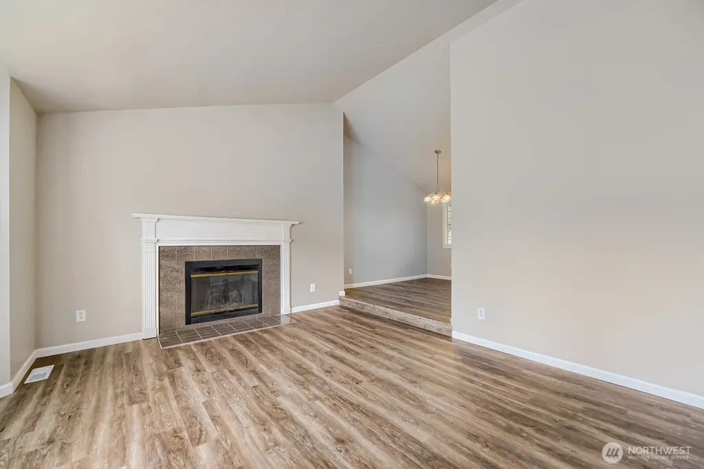 22206 SE 250th Street Maple Valley WA 98038