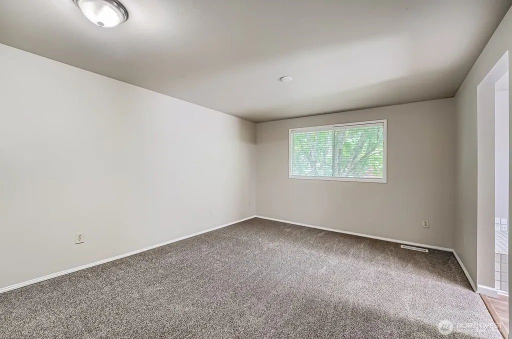 22206 SE 250th Street Maple Valley WA 98038