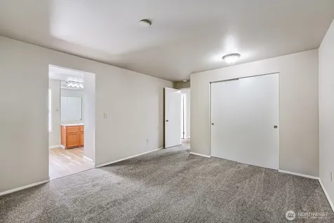 22206 SE 250th Street Maple Valley WA 98038