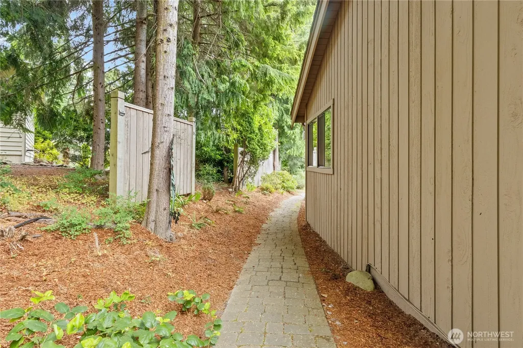 63 Bluffs Lane Port Townsend WA 98368