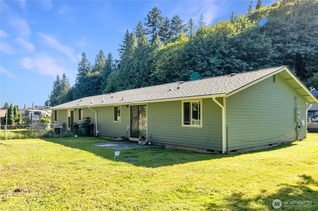 11087 N Skagit Street Burlington WA 98233
