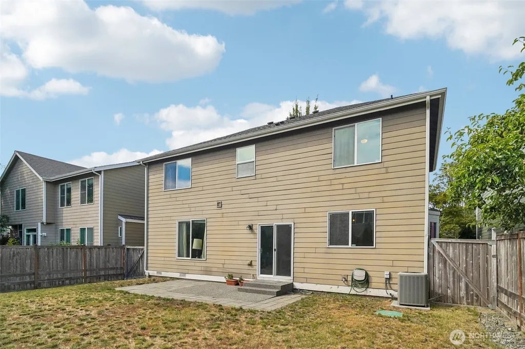 8706 186th Street Ct E Puyallup WA 98375