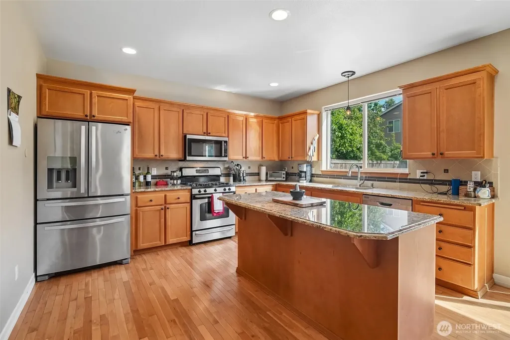 8706 186th Street Ct E Puyallup WA 98375