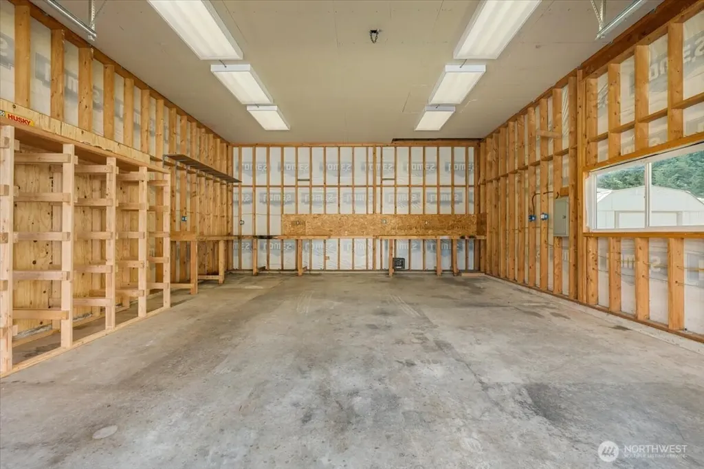 406 Long Street Wilkeson WA 98396