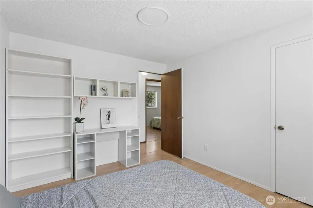 20819 53rd Avenue W Lynnwood WA 98036