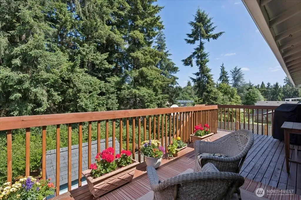 20819 53rd Avenue W Lynnwood WA 98036