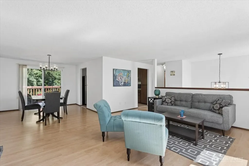 20819 53rd Avenue W Lynnwood WA 98036