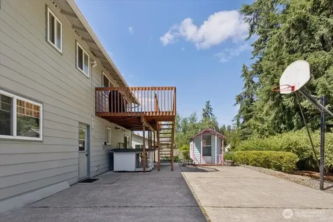 20819 53rd Avenue W Lynnwood WA 98036