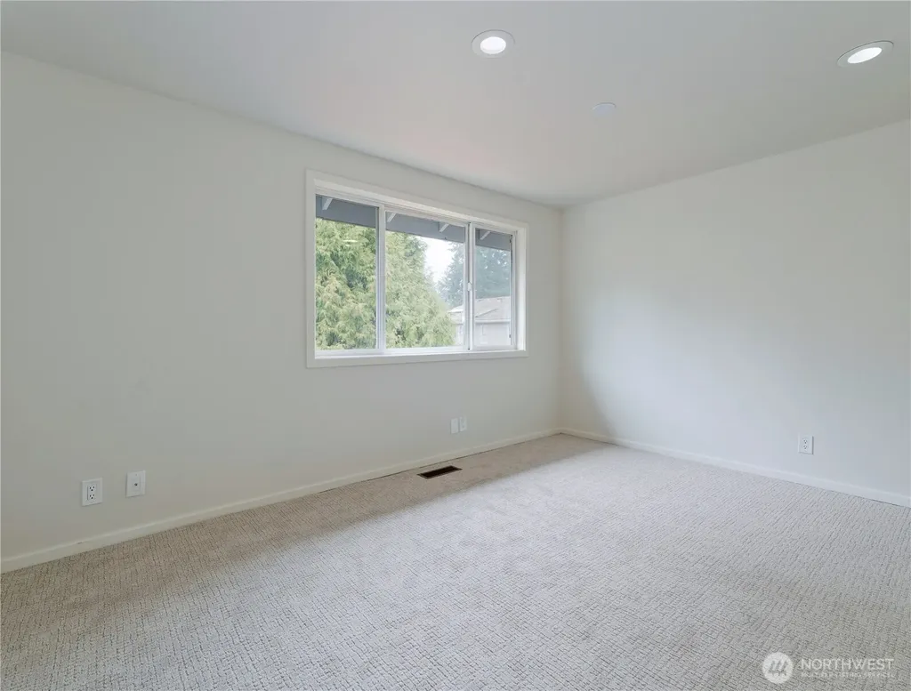210 141st Avenue NE Bellevue WA 98007