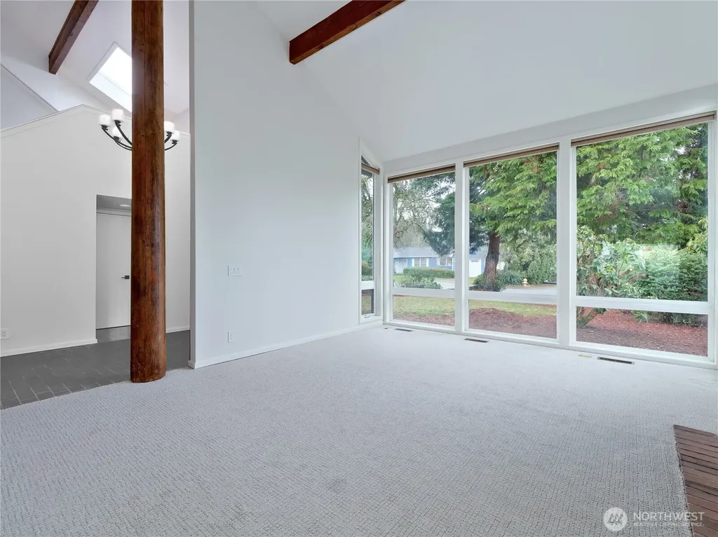 210 141st Avenue NE Bellevue WA 98007