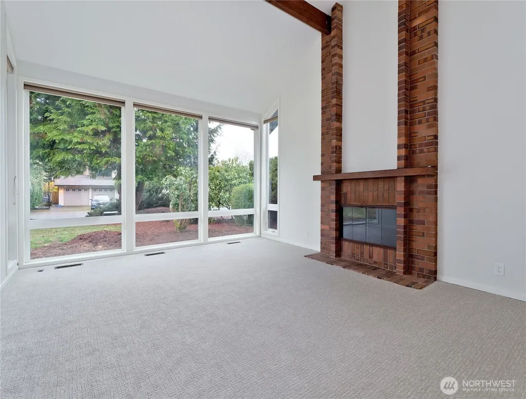 210 141st Avenue NE Bellevue WA 98007