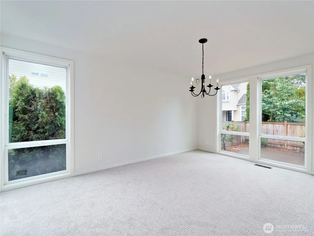 210 141st Avenue NE Bellevue WA 98007
