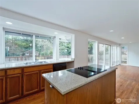 210 141st Avenue NE Bellevue WA 98007