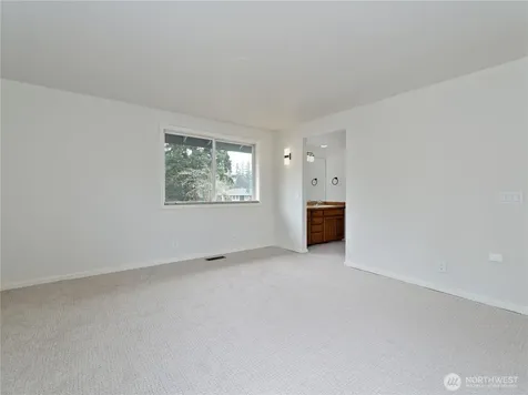210 141st Avenue NE Bellevue WA 98007