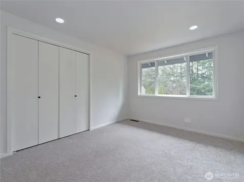 210 141st Avenue NE Bellevue WA 98007