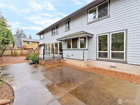 210 141st Avenue NE Bellevue WA 98007