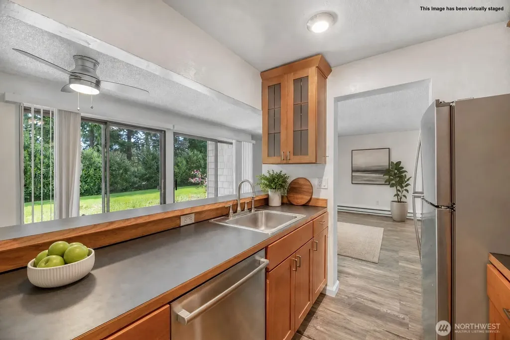 6858 139th Avenue NE Redmond WA 98052