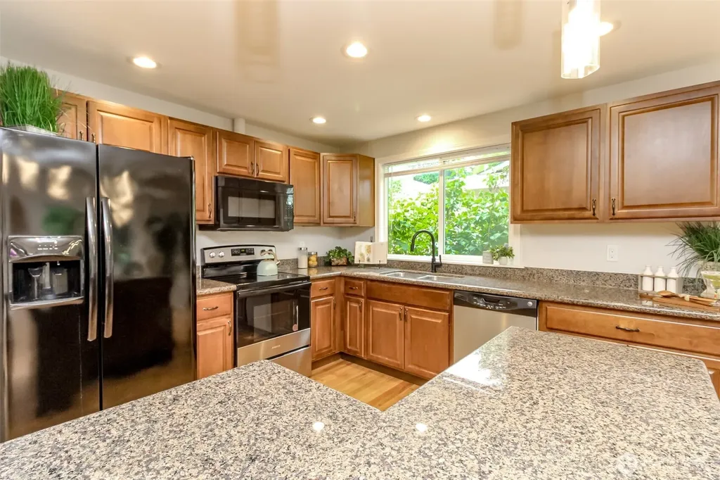 3716 SW 328th Place Federal Way WA 98023