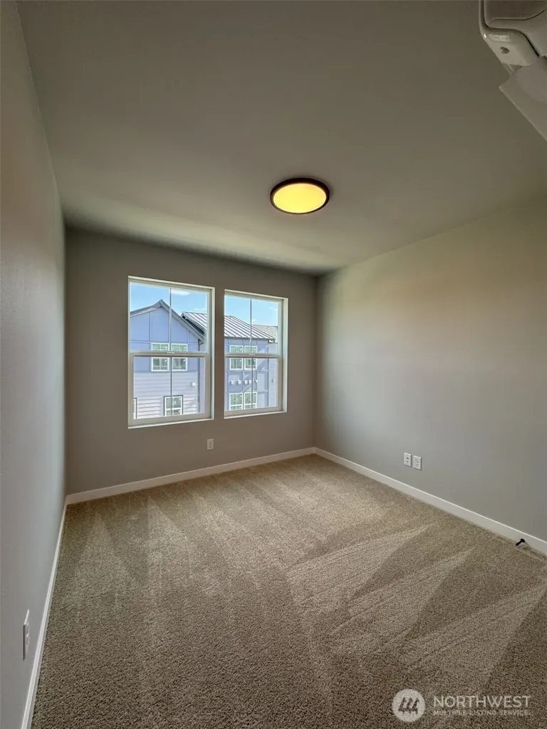 23336 Franklin Circle Black Diamond WA 98010