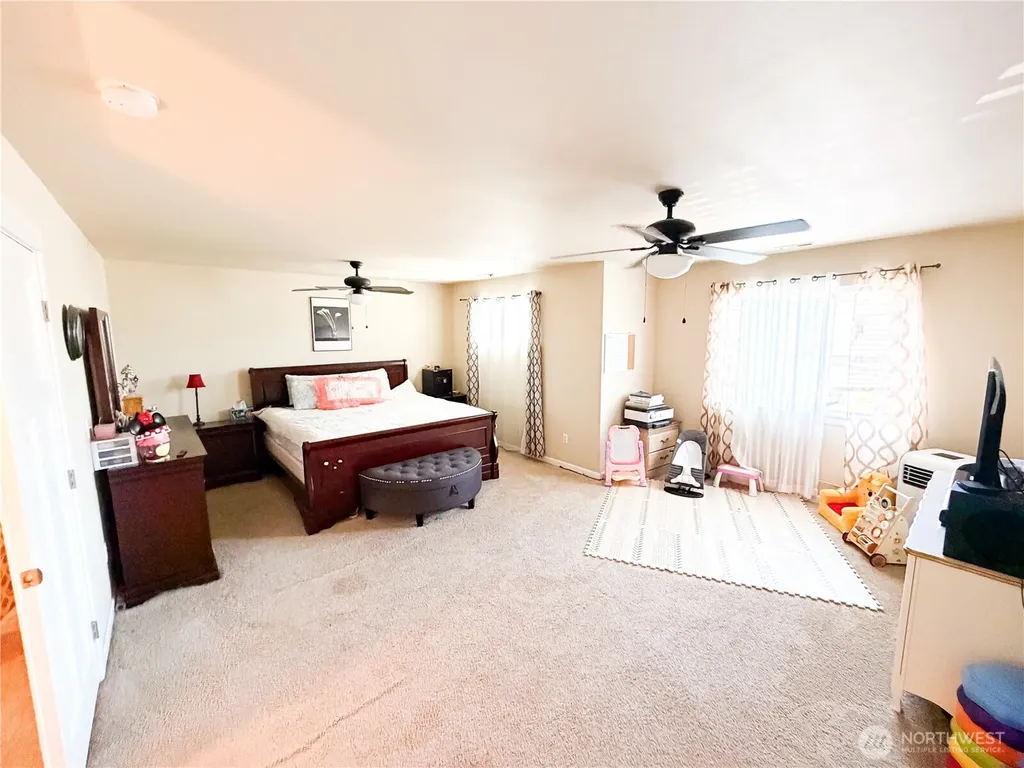 16305 25th Avenue Ct E Tacoma WA 98445