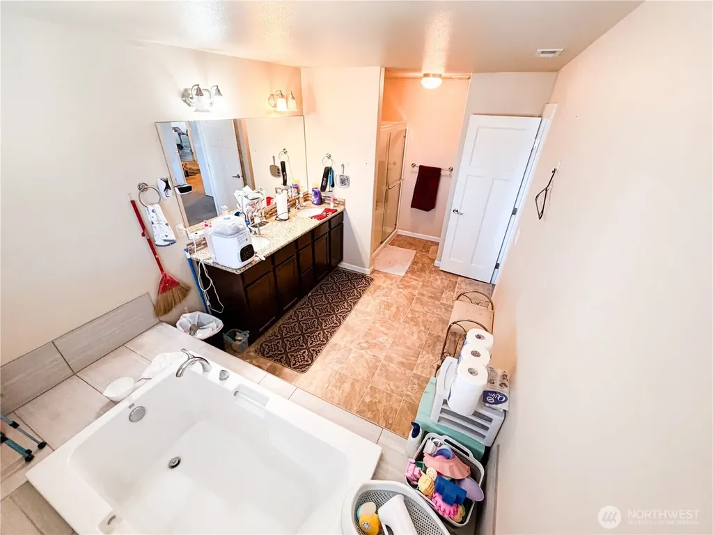 16305 25th Avenue Ct E Tacoma WA 98445