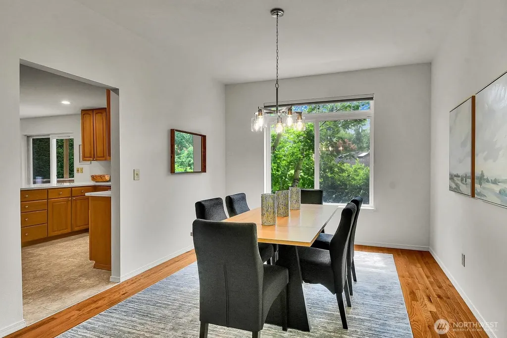 7619 NE 125th Street Kirkland WA 98034