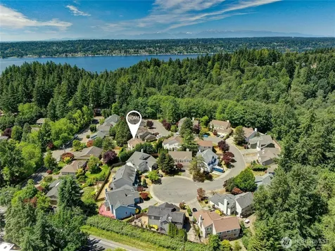 7619 NE 125th Street Kirkland WA 98034