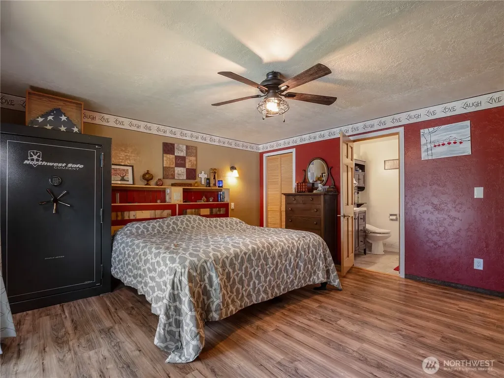 33620 45th Avenue Ct E Eatonville WA 98328