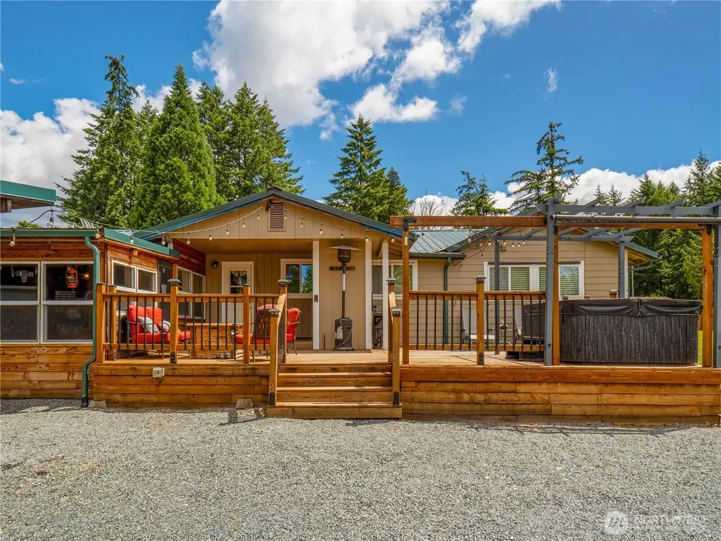 33620 45th Avenue Ct E Eatonville WA 98328