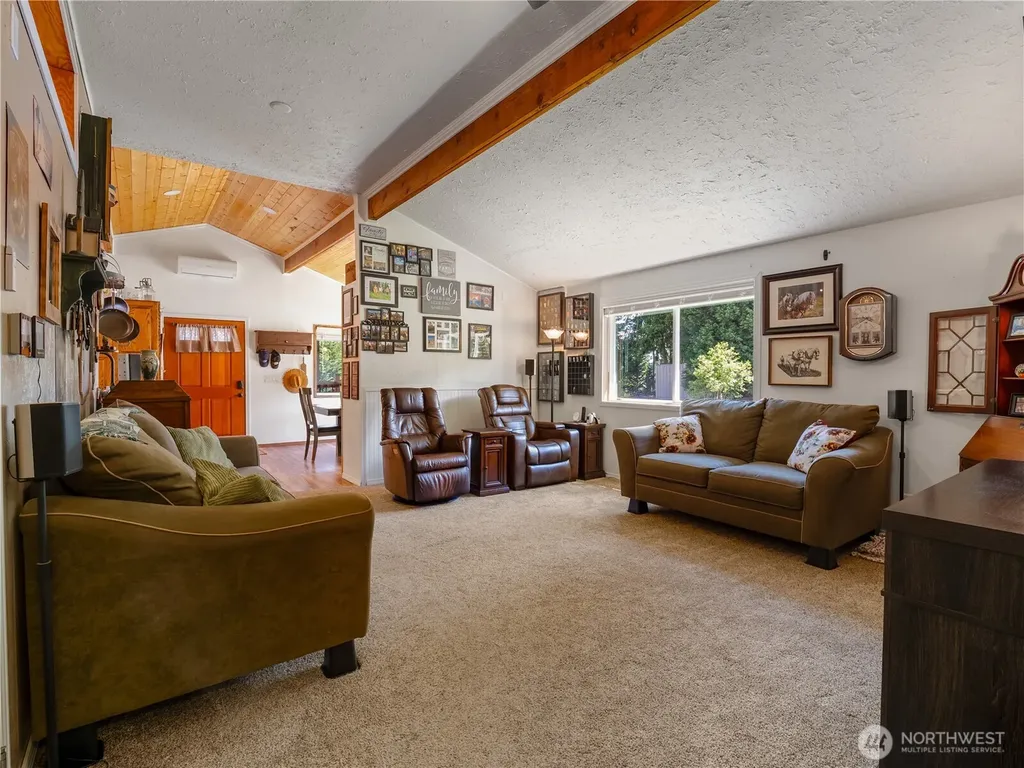 33620 45th Avenue Ct E Eatonville WA 98328
