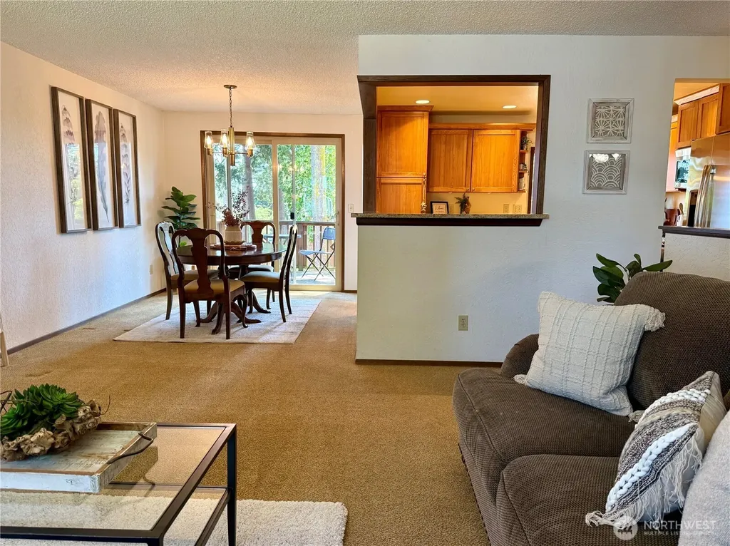745 SW 13th Avenue Oak Harbor WA 98277