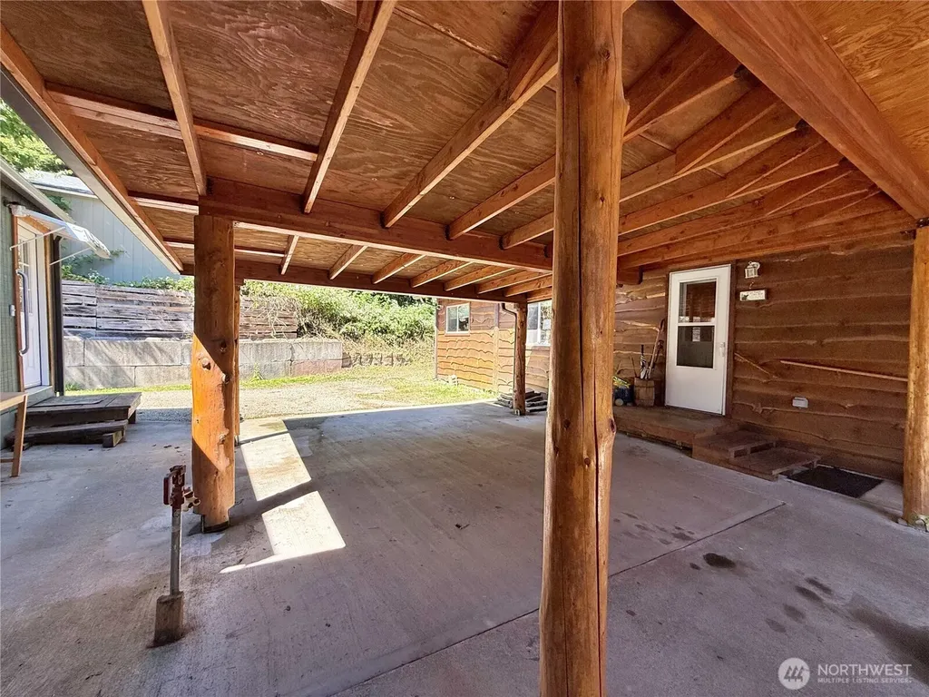 111 1st Street Morton WA 98356