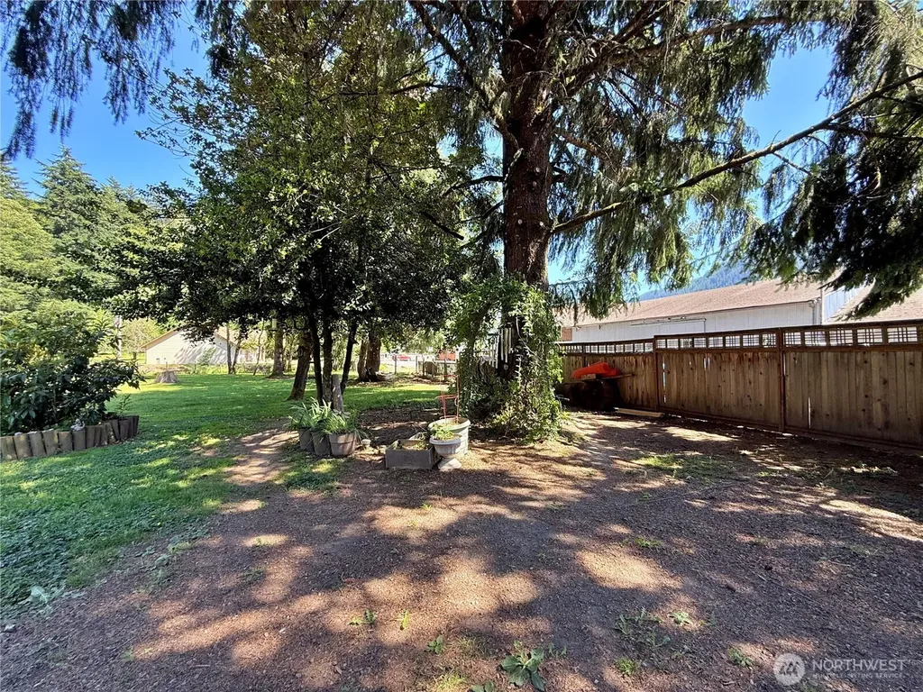 111 1st Street Morton WA 98356