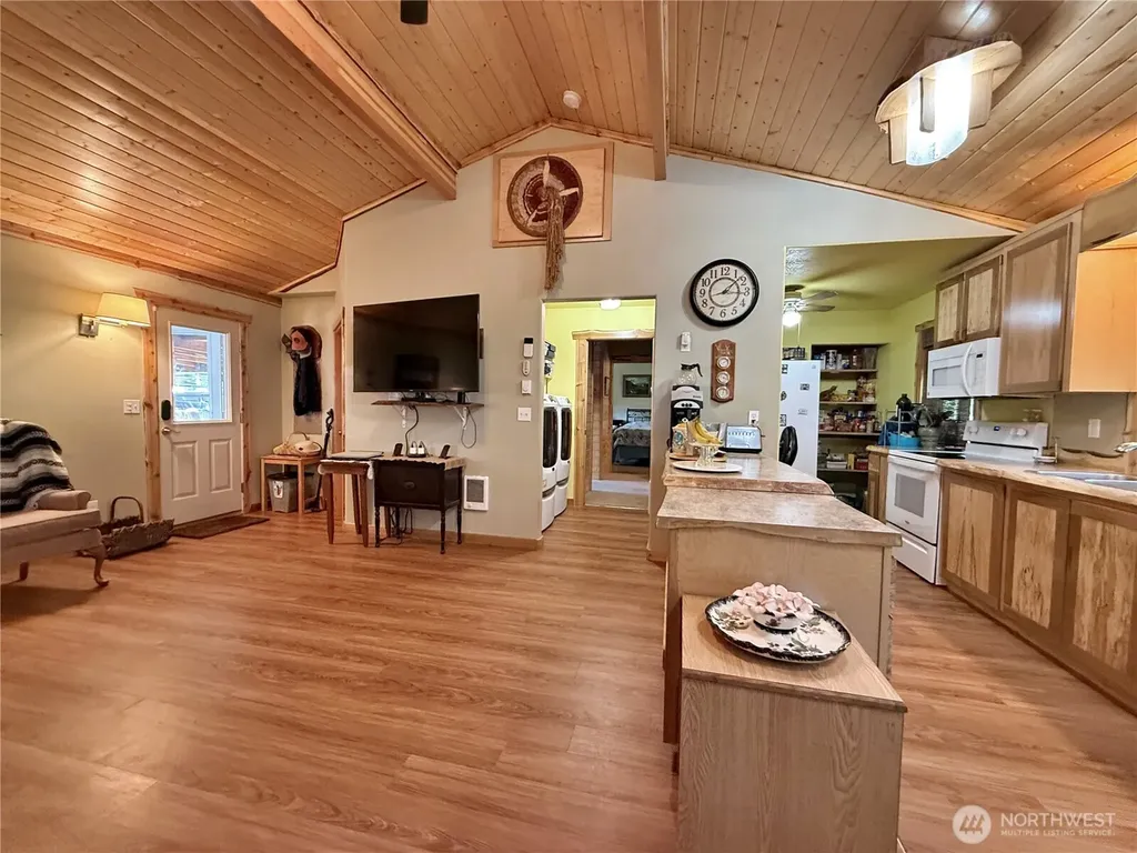 111 1st Street Morton WA 98356