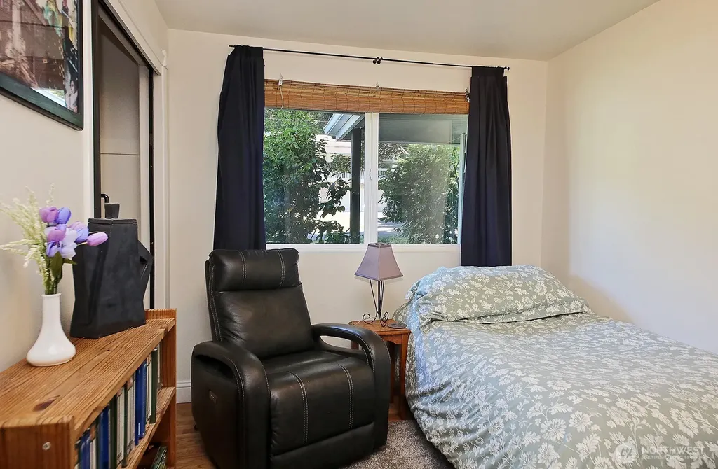 8216 Whidbey Drive Clinton WA 98236