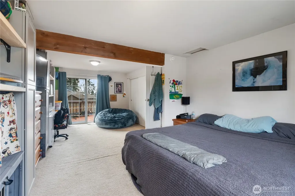 2825 E Crestline Drive Bellingham WA 98226
