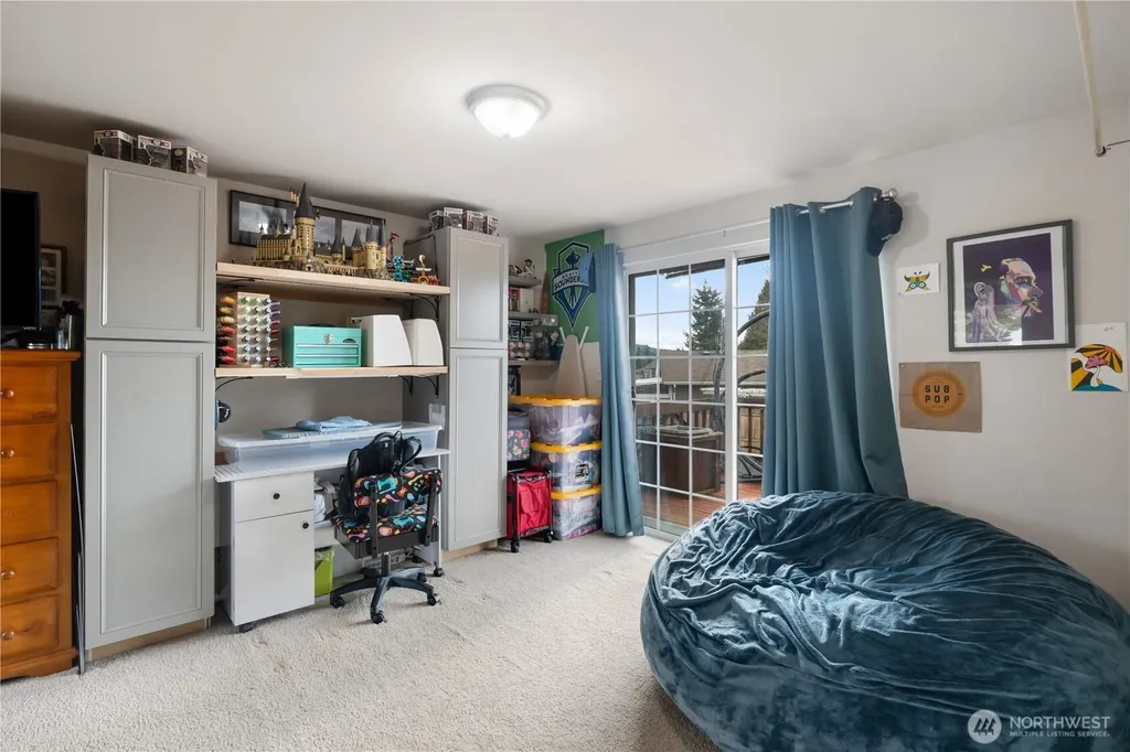 2825 E Crestline Drive Bellingham WA 98226