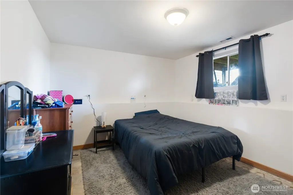 2825 E Crestline Drive Bellingham WA 98226