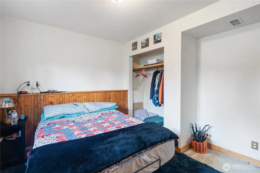2825 E Crestline Drive Bellingham WA 98226