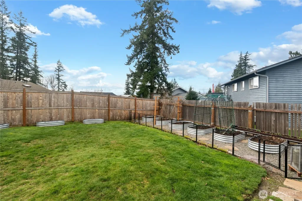 2825 E Crestline Drive Bellingham WA 98226