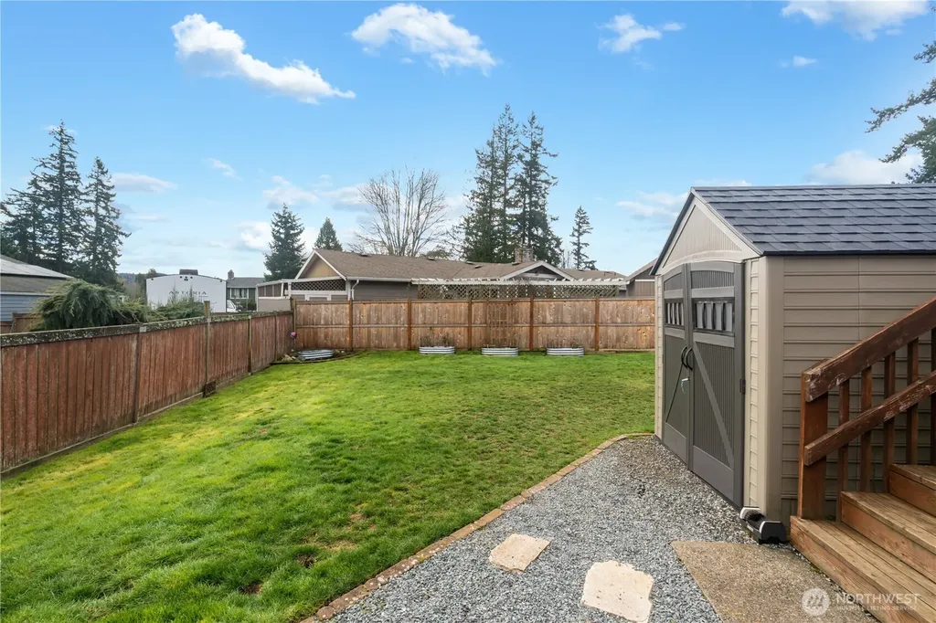 2825 E Crestline Drive Bellingham WA 98226