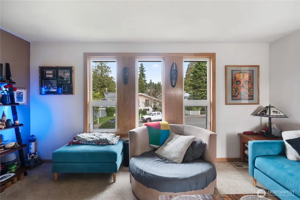 2825 E Crestline Drive Bellingham WA 98226
